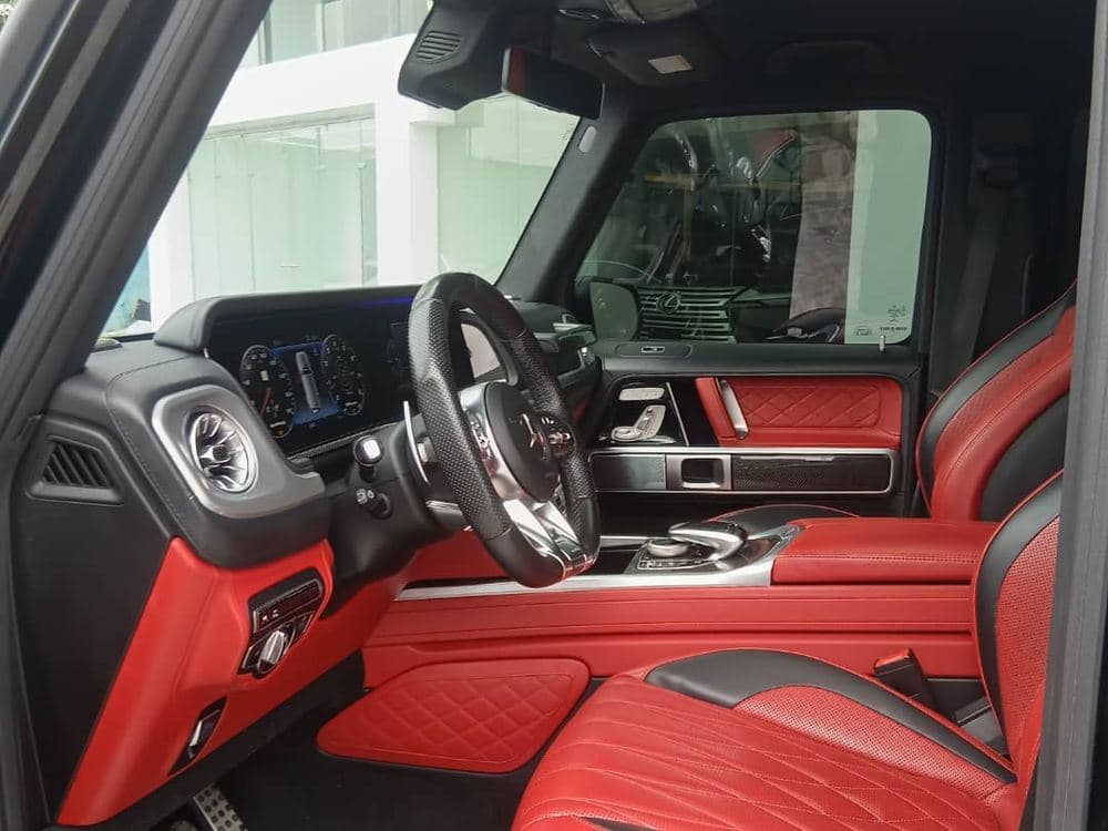 Mercedes-AMG G 63 view 2